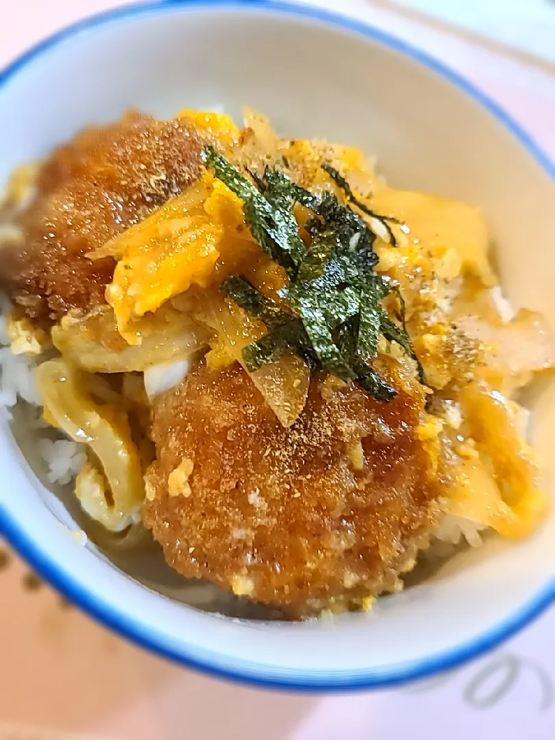 とろふわヒレカツ丼😋|みぽりん♪さん