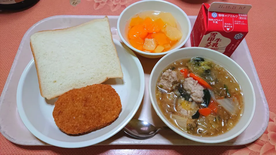 今日の給食(10/12)|えっちゃんさん