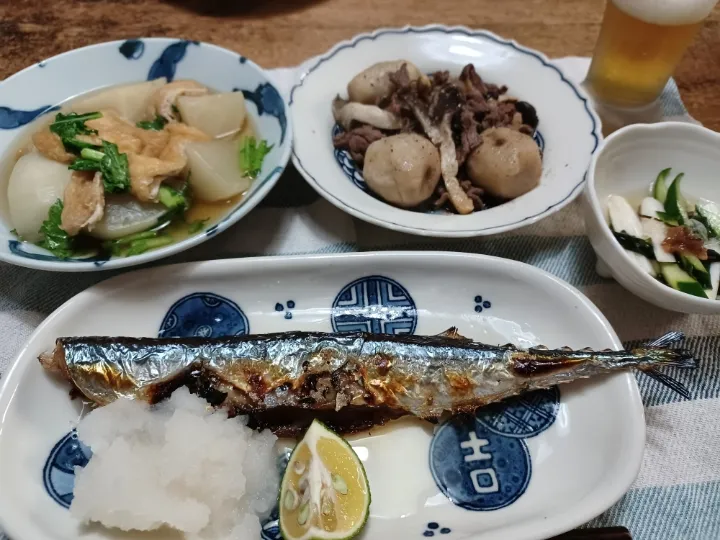 秋刀魚を焼いて、かぶらや里芋などチマチマと|ぱいんてーるさん