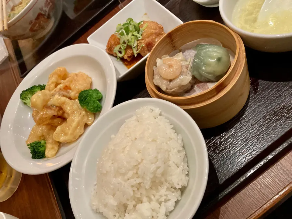 Snapdishの料理写真:紅虎餃子房 エビマヨセット🍤( '-' 🍤|Kojiさん