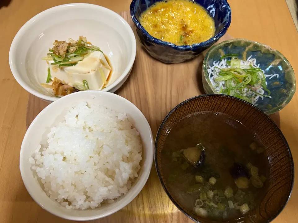 Snapdishの料理写真:朝ご飯|ハルのただ飯さん