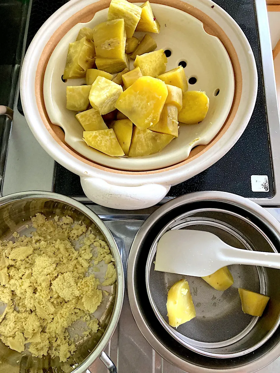 今年も芋掘りしてきたサツマ🍠で恒例のスイートポテト作ります❤️|さくたえさん