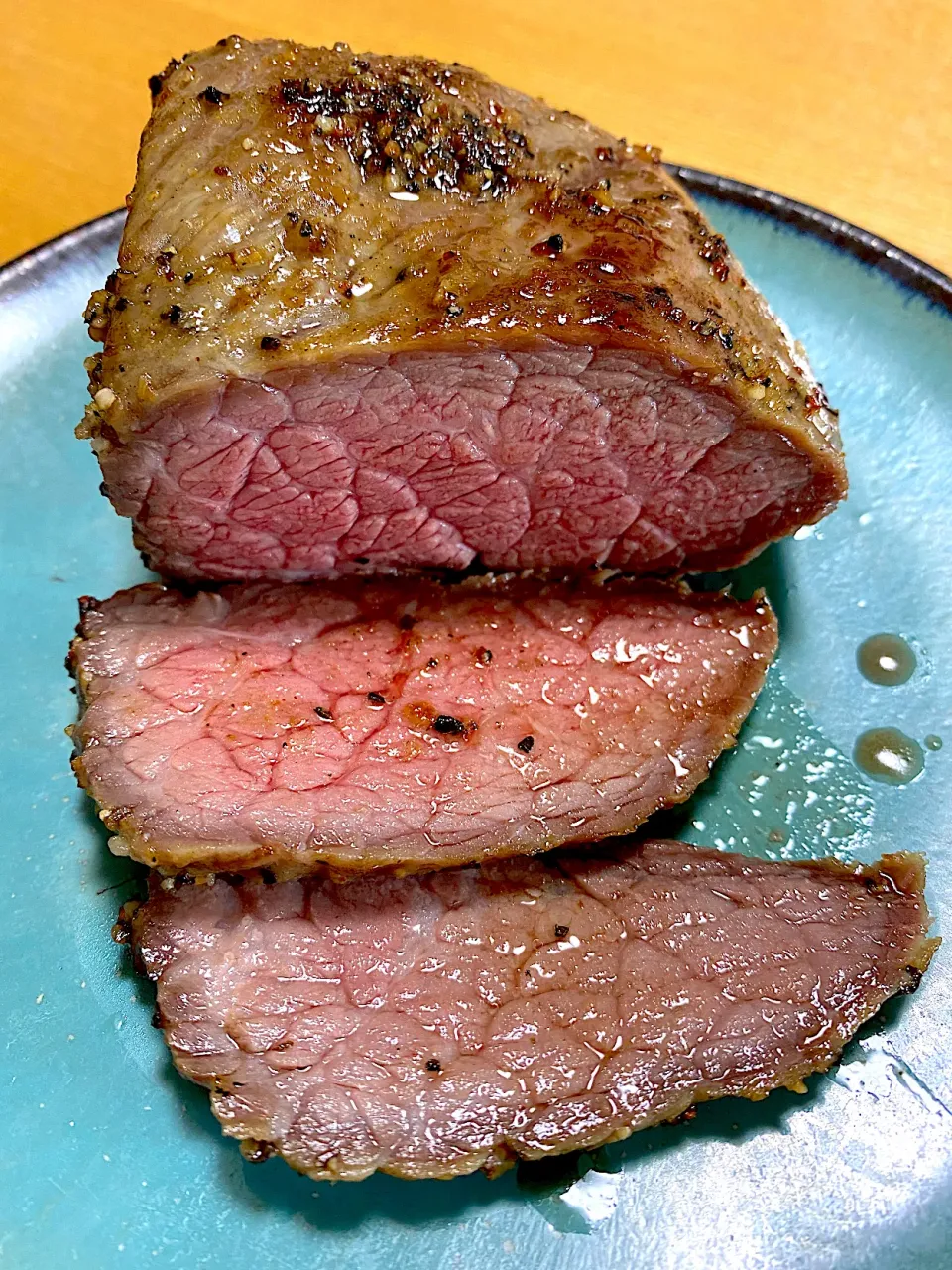 圧力炊飯器で、ローストビーフ🍖う、うまい…|1614さん