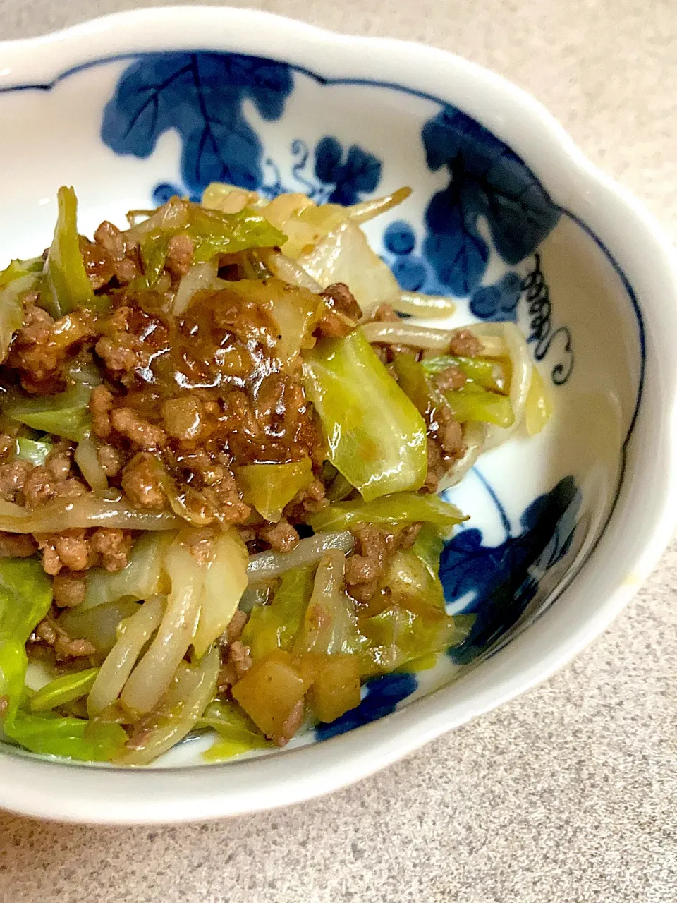 キャベツと挽肉の味噌炒め|たくちゃんせんせーさん