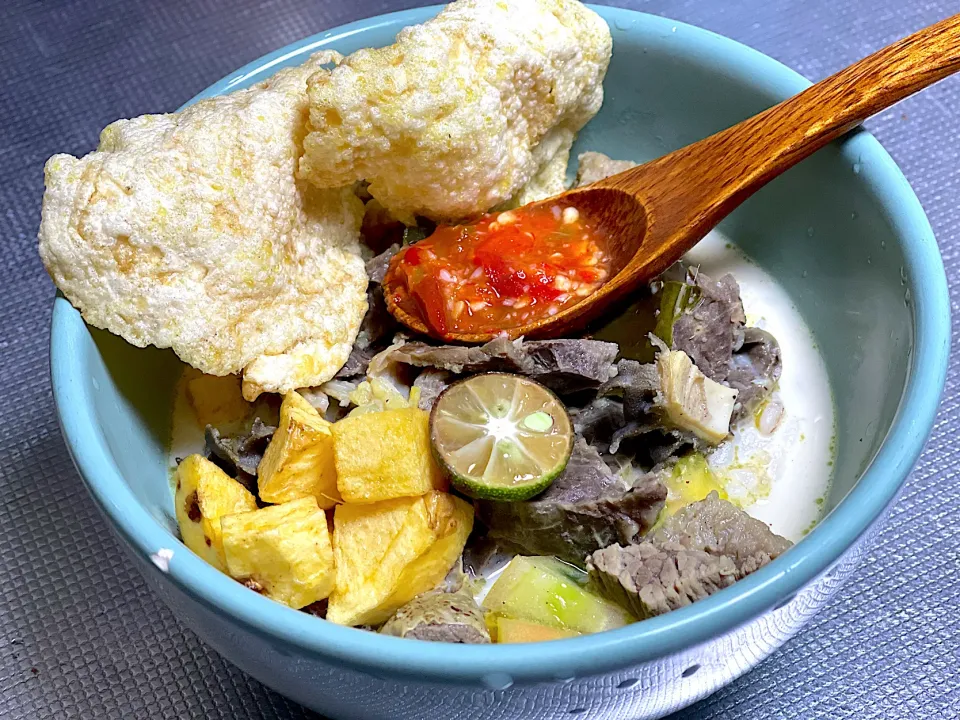 Soto betawi|yeni kartikasariさん