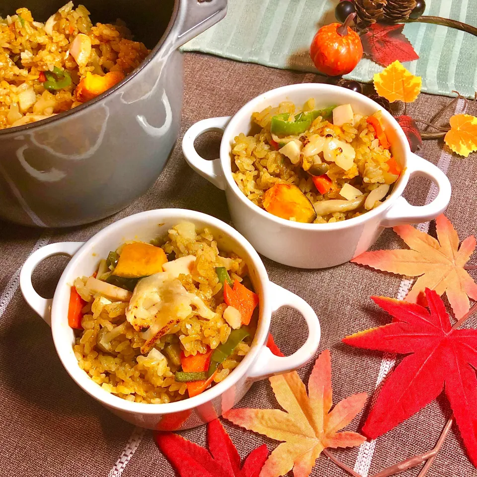 パルミジャーノで秋野菜の炊き込みカレーご飯　青唐辛子入りで大人の辛さに♡|さらっと🍀さん