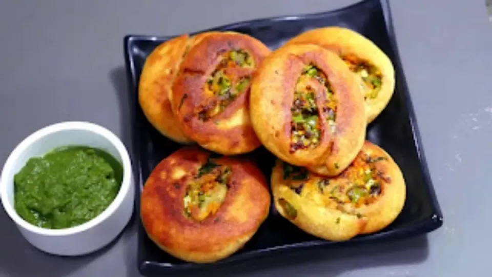 https://www.mamarecipeblog.com/2021/09/WHEAT-FLOUR-ROLL-TIKKI%20.html
*WHEAT FLOUR ROLL TIKKI ||ଅଟା ରେ ରୋଲ ଟିକି**|Mama Routさん