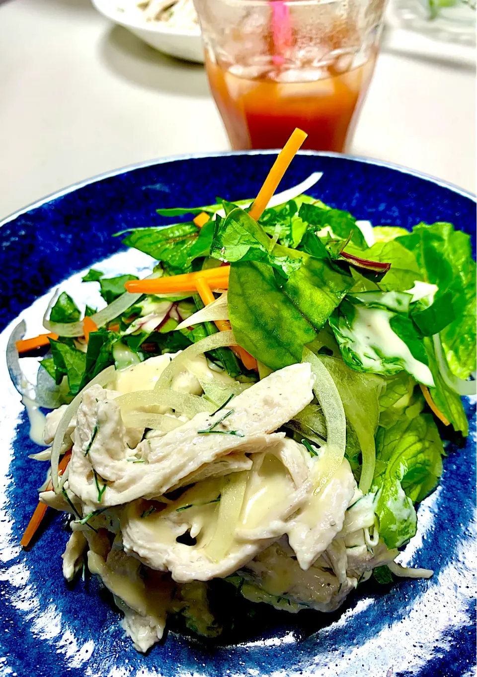 Snapdishの料理写真:Tender and juicy chicken breasts with homemade ranch dressing|gonbenさん