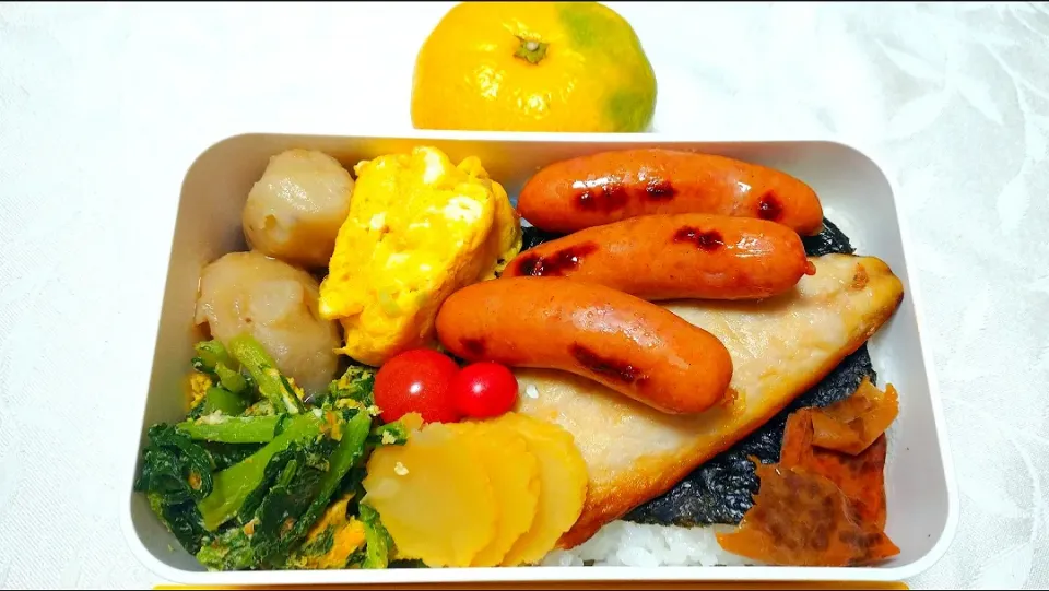 10/13のお弁当🍱
海苔弁当|卯月さん