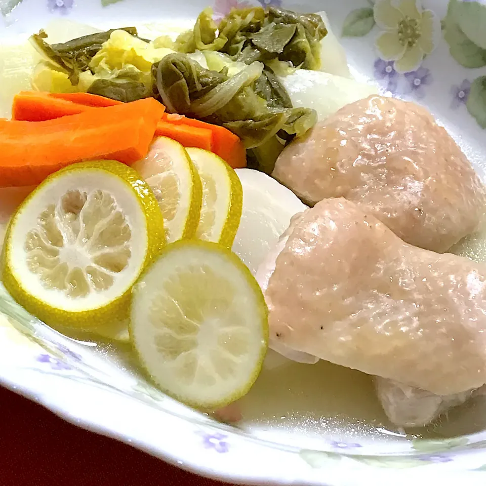 鶏モモ肉と野菜のレモン鍋風|ゼニコさん