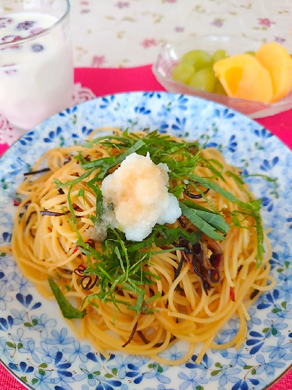 Snapdishの料理写真:塩昆布と大葉のおろしパスタ|🍒ふみりん🍒さん