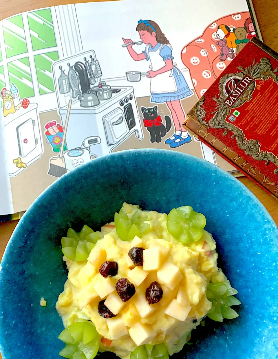 Snapdishの料理写真:さつまいもとりんごのヨーグルトマヨサラダ🥗|シュトママさん