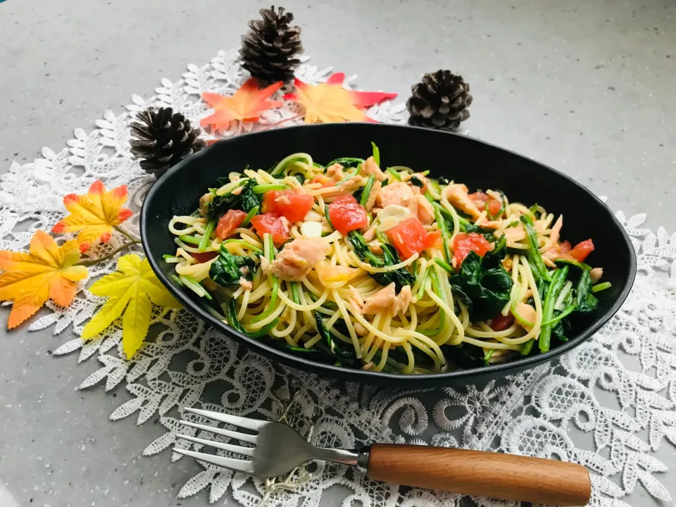 「鮭とほうれん草のパスタ」|バシュランさん