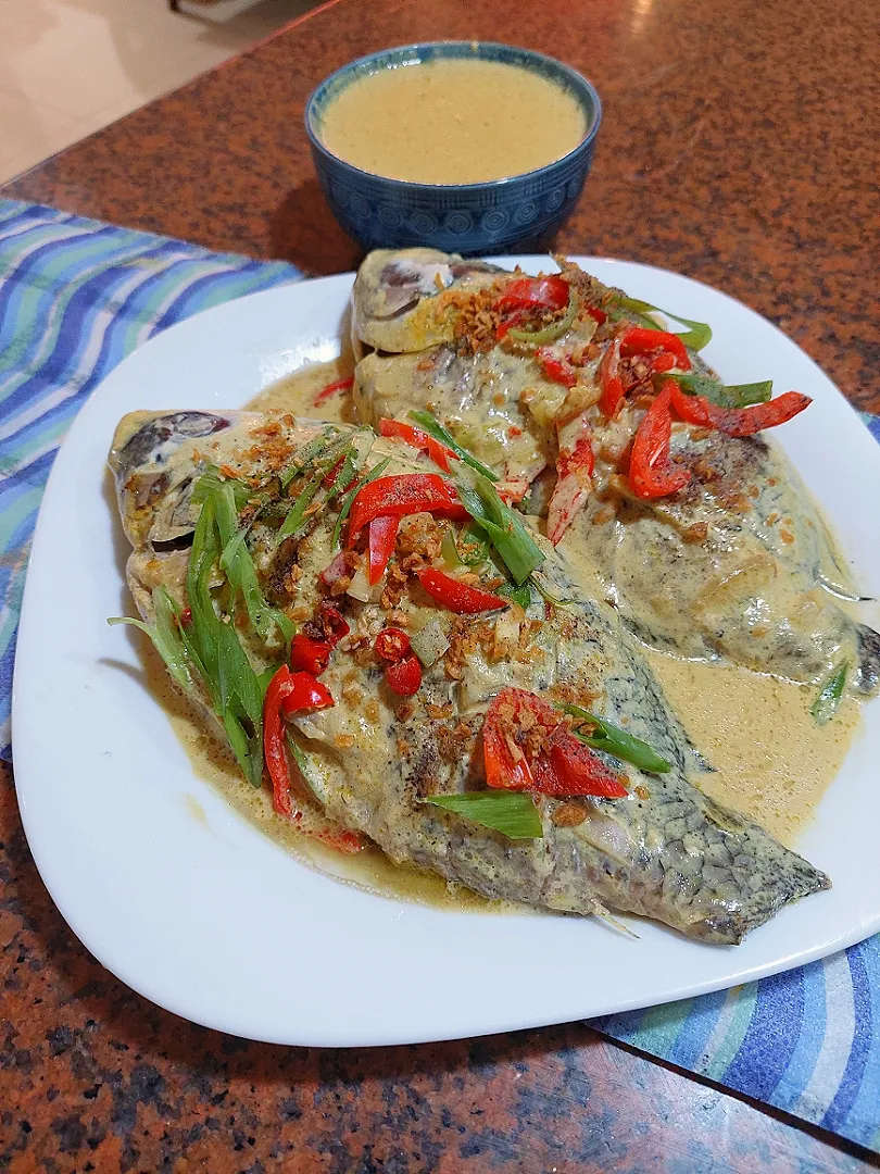 Snapdishの料理写真:Tilapia Surprise😘|margeeさん