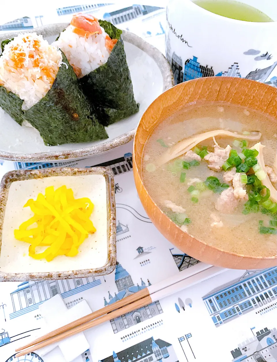 味玉のタレプラスパルミジャーノ・レッジャーノでおにぎり🍙|＊Aloha＊さん