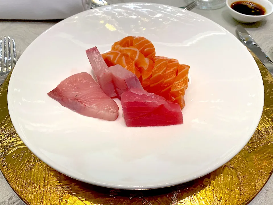 Assorted sashimi|skyblueさん