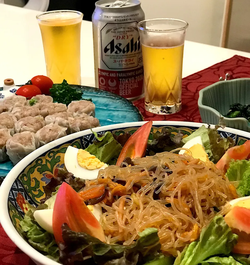 デパ地下で購入した春雨サラダとKY軒の焼売😋🍻|ナムナムさん