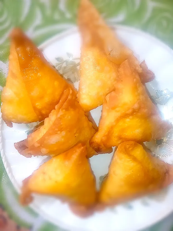 Crispy Aalo Samosa🥔🥔|shahzadさん