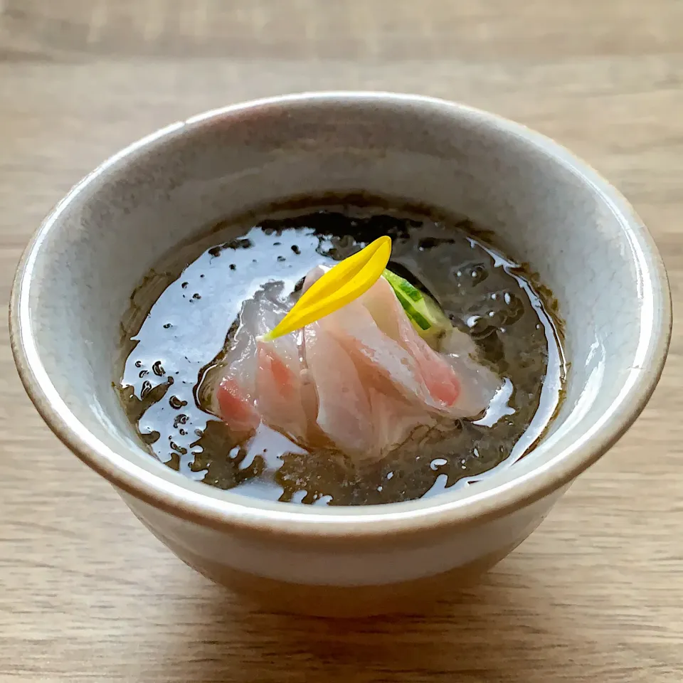 イチロッタさんの料理 鯛もずく。これは美味いよ！(//∇//)|まる(丸大豆)さん