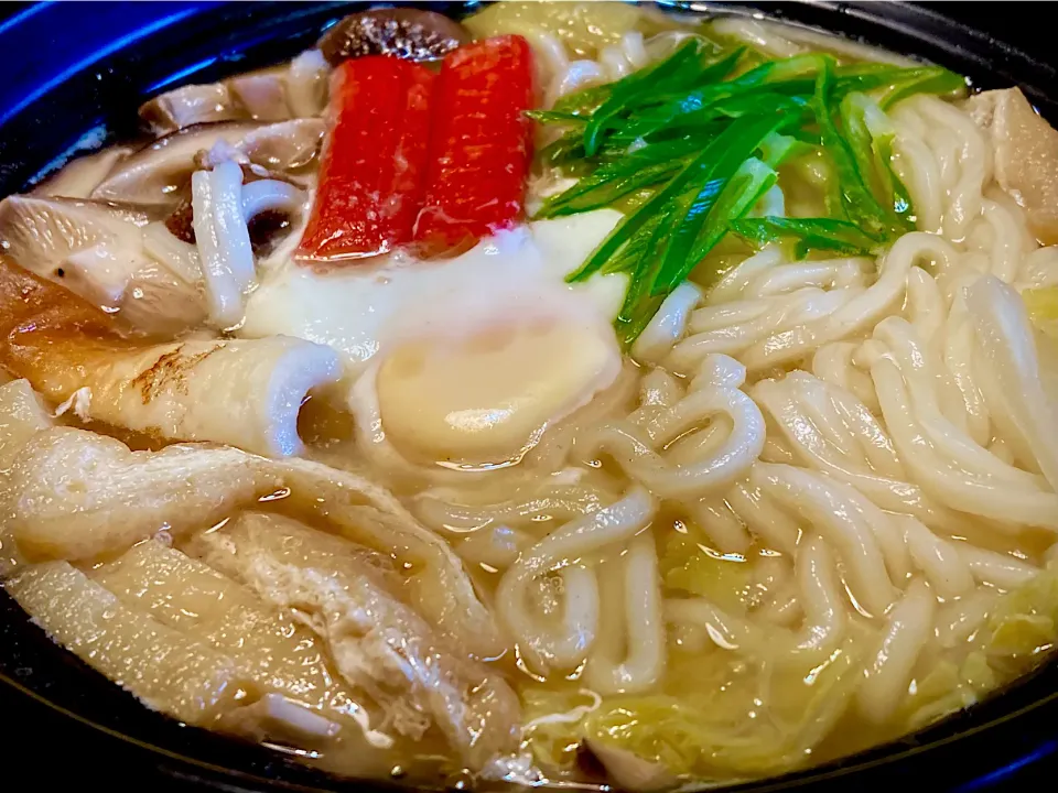 Snapdishの料理写真:昨日の出汁で＂鍋焼きうどん＂|mottomoさん