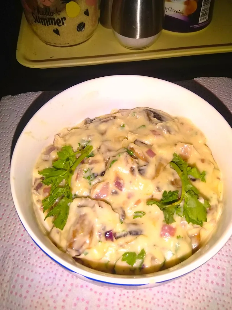 creamy mushroom sauce|June Kathokiさん