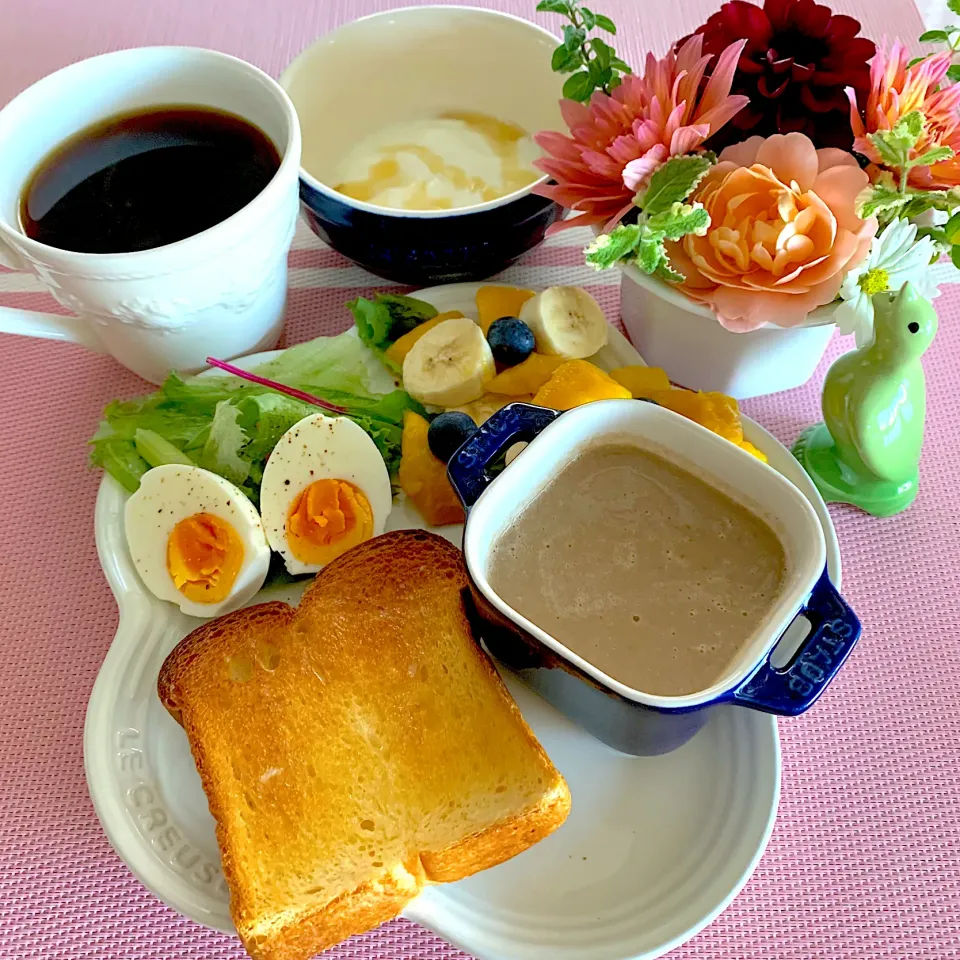 Snapdishの料理写真:🌼花とモーニングプレート🌼|あっちゃんさん