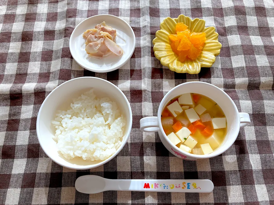 Snapdishの料理写真:【離乳食】ごはん、お味噌汁、真ほっけ、みかん|sayaさん