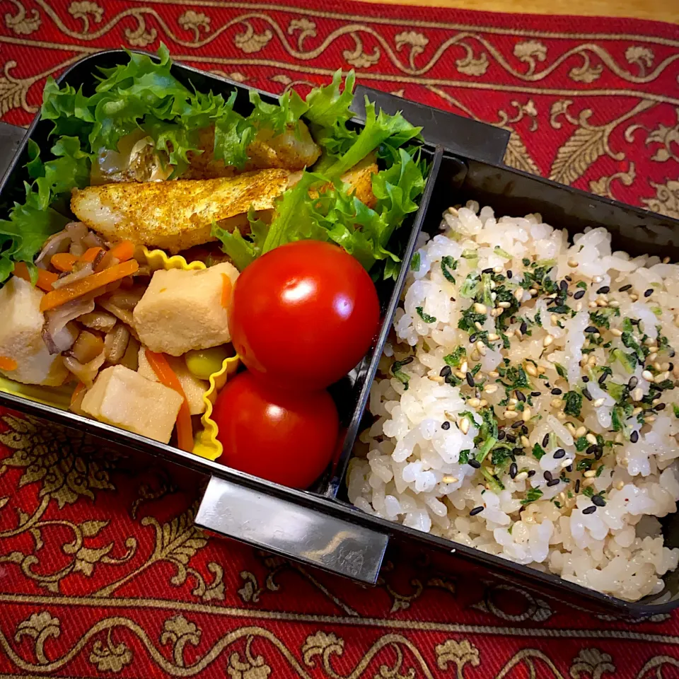 タラのカレームニエルと、高野豆腐と、プチトマトと、ふりかけご飯弁当|もえさん