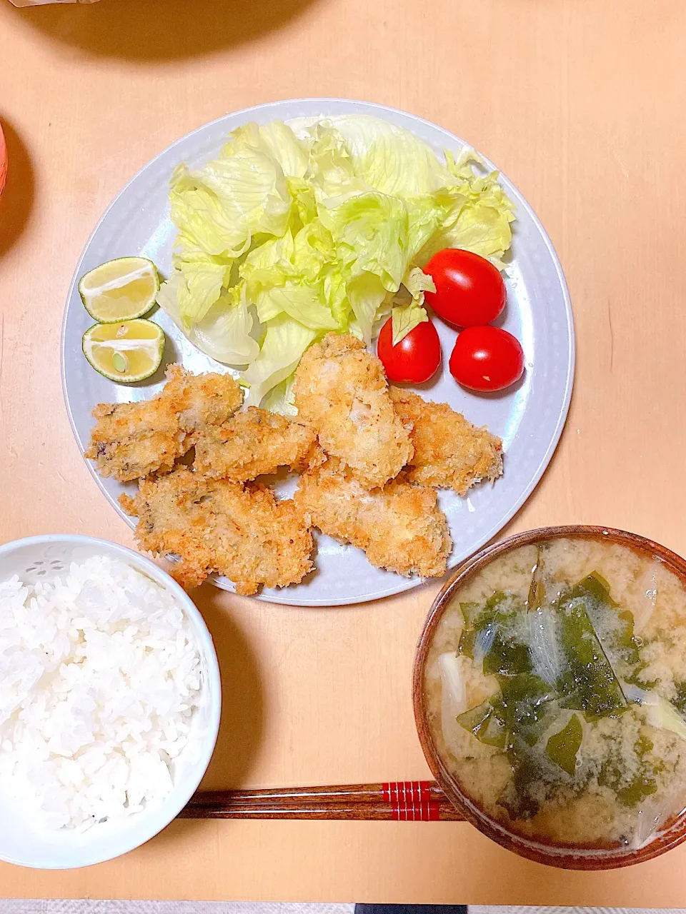 カキフライ🦪お味噌汁|まゆさん