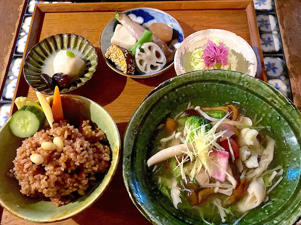 酵素米❁︎お麩のきのこ餡掛け❁︎キャベツと菊のおひたし|まゆさん