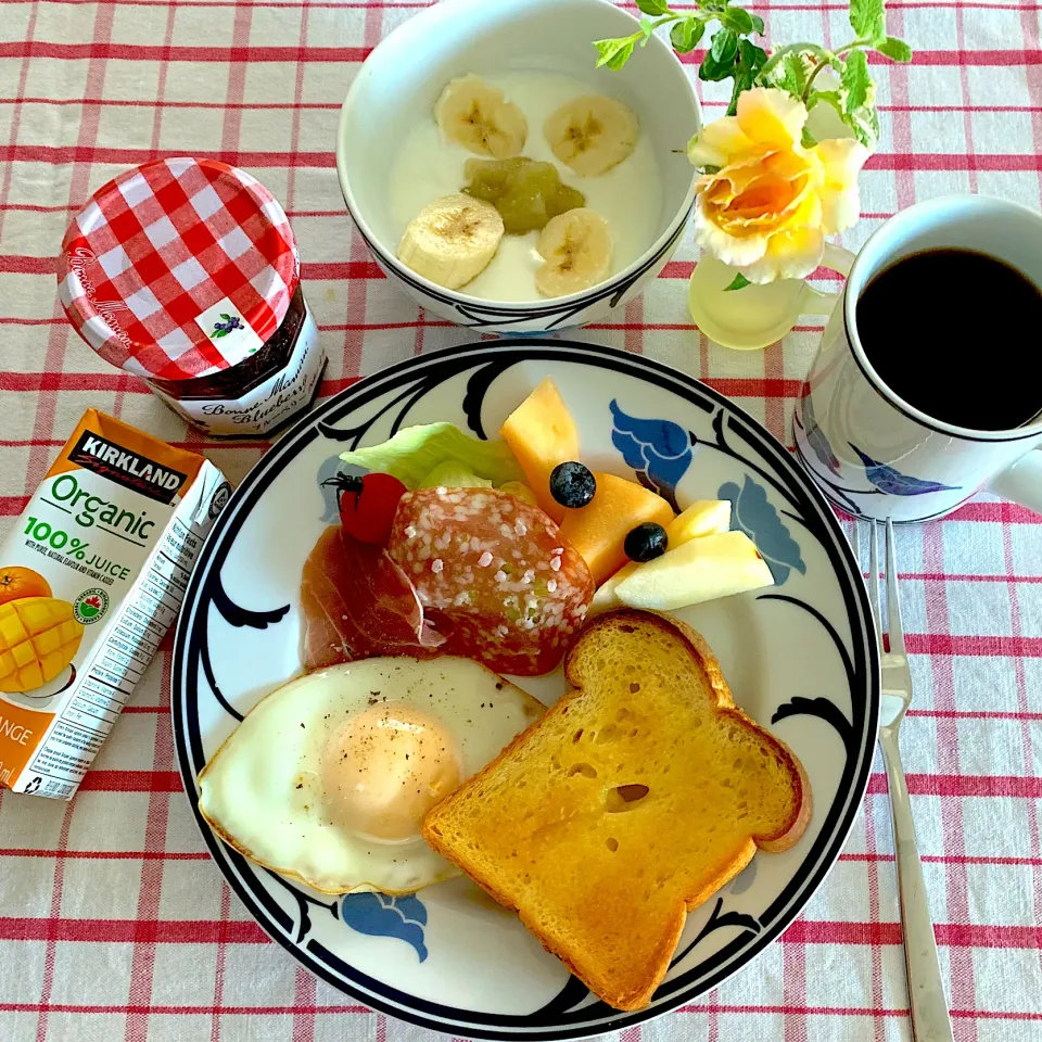 Snapdishの料理写真:🌼花とモーニングプレート🌼|あっちゃんさん