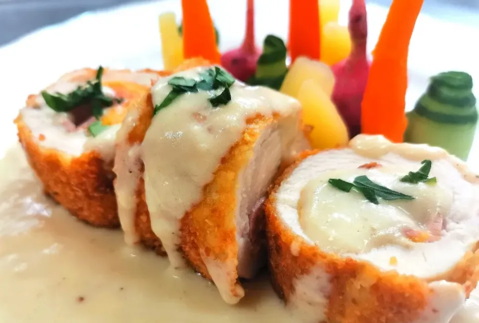 CHICKEN CORDON BLEU|Recipe23さん