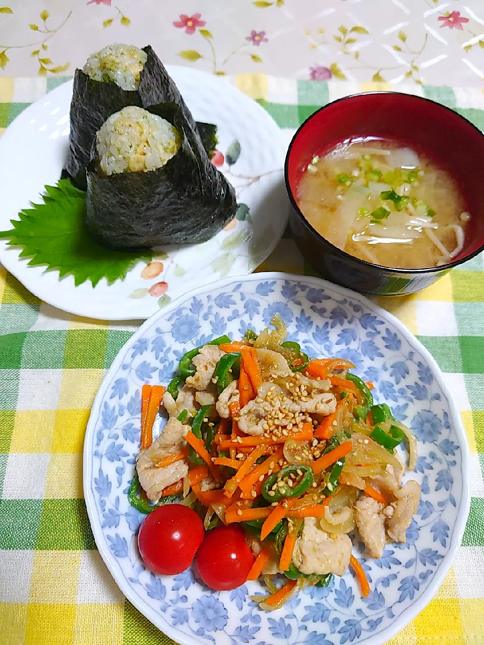 夫の夕飯です
食欲ないと申しますので。

食べなくてもいいのに‥🙄|🍒ふみりん🍒さん