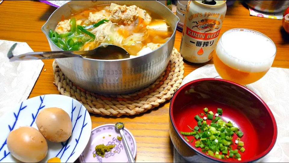 10/23の夕食
鶏団子なべ🍲|卯月さん