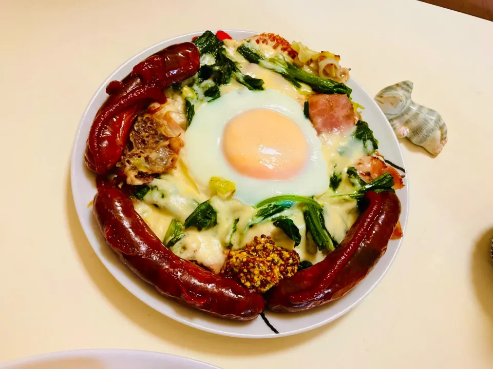 Snapdishの料理写真:今日のそば粉のガレットは、ベーコン、ほうれん草、小海老にチーズに玉子で。|Takeshi  Nagakiさん