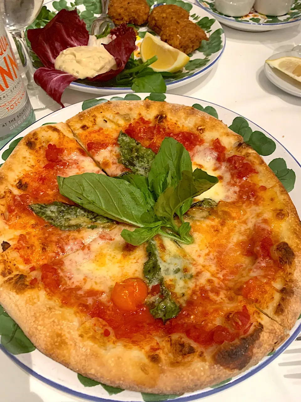 Margherita pizza|🌺IAnneさん