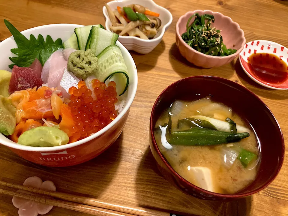 海鮮丼♬|シャビーちゃんさん