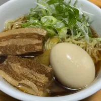 手作りチャーシューで醤油ラーメン|づづるさん