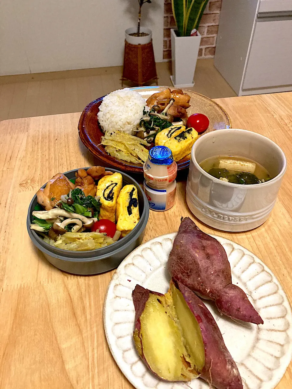 Snapdishの料理写真:10/25旦那さんのお弁当オカズとmyランチプレート😋|さくたえさん