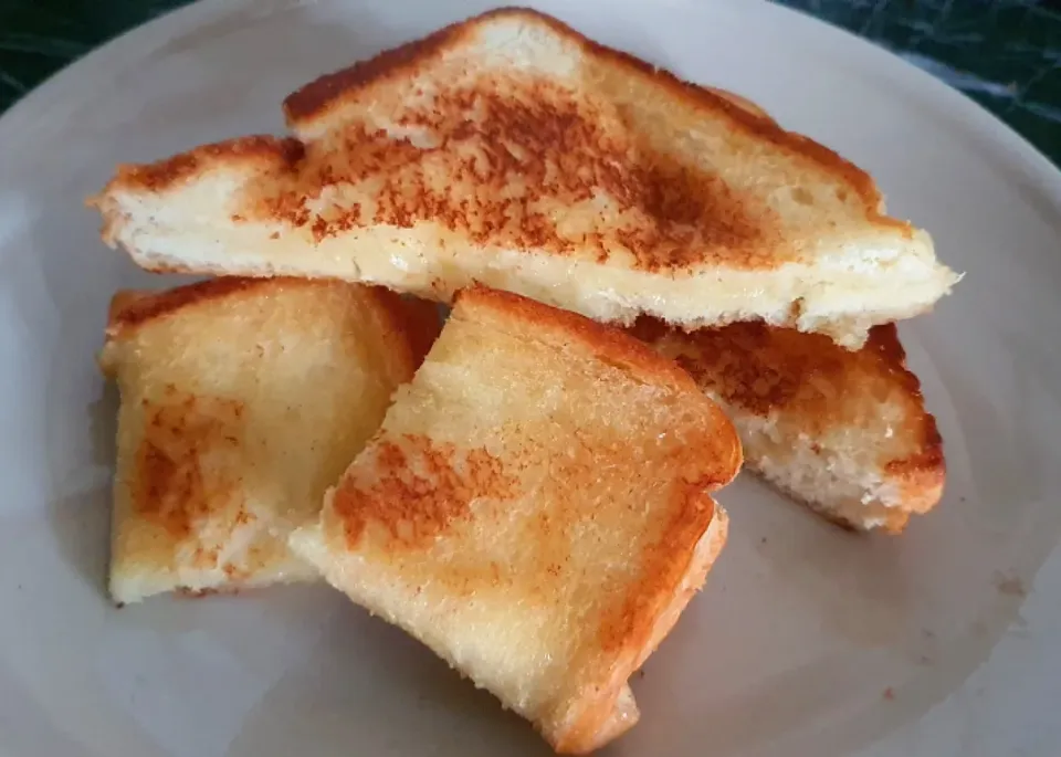 Afternoon teabreak 🤤 Cheesy butter toast|🌷lynnlicious🌷さん