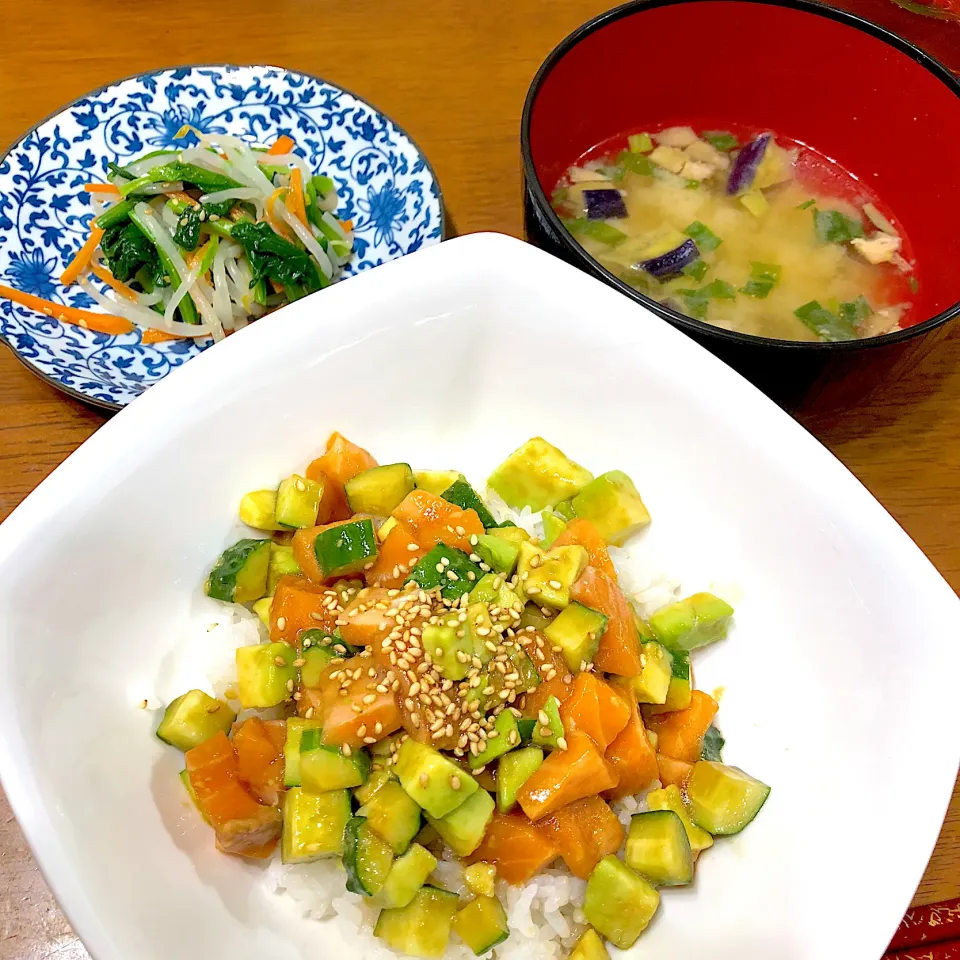 サーモンポキ丼|かずみさん