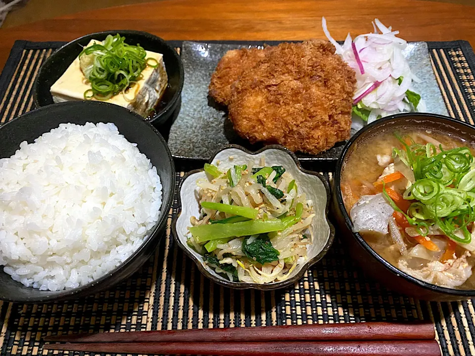 豚汁定食♪|カジさん