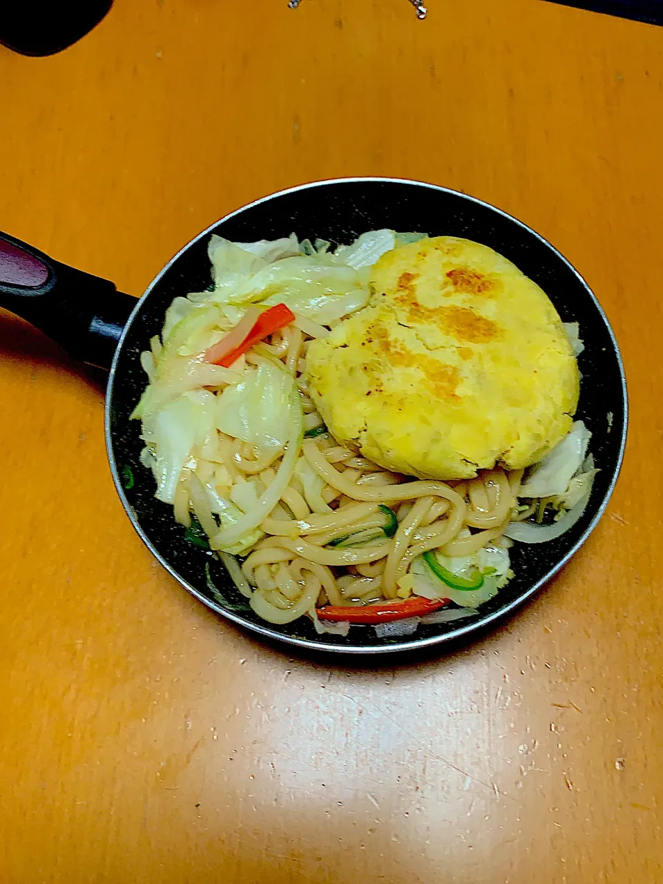 焼うどん&おっきなスイートポテト|とある男子大学生の自炊垢さん