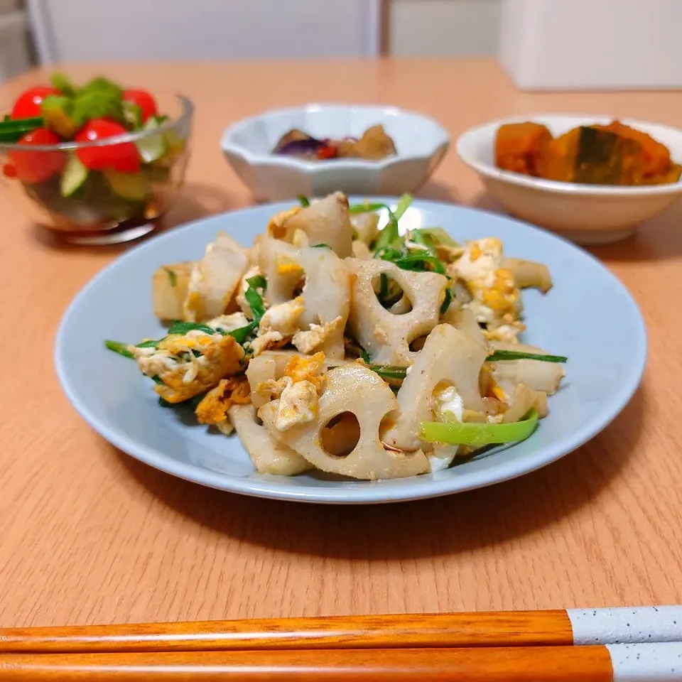 【夜ごはん】
ニラ玉蓮根
かぼちゃの煮物
茄子の南蛮漬け
オクラときゅうりとトマトのサラダ|Rie*さん