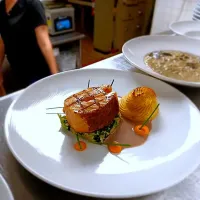 salmon and mash potatoes|Ricardo Gonzalezさん