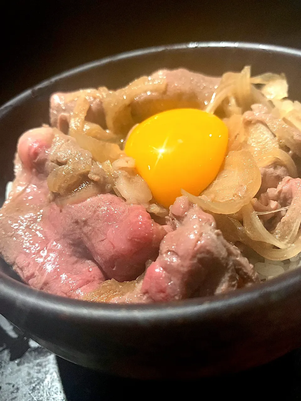 Snapdishの料理写真:風天　オーストラリア産和牛のサーロイン牛丼。2021.10。|FU-TEN 古原貴大さん