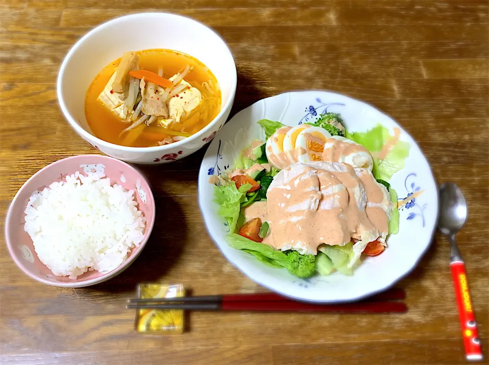 鶏ハムコブサラダ・スンドゥブ・ご飯|ちびろ菌さん