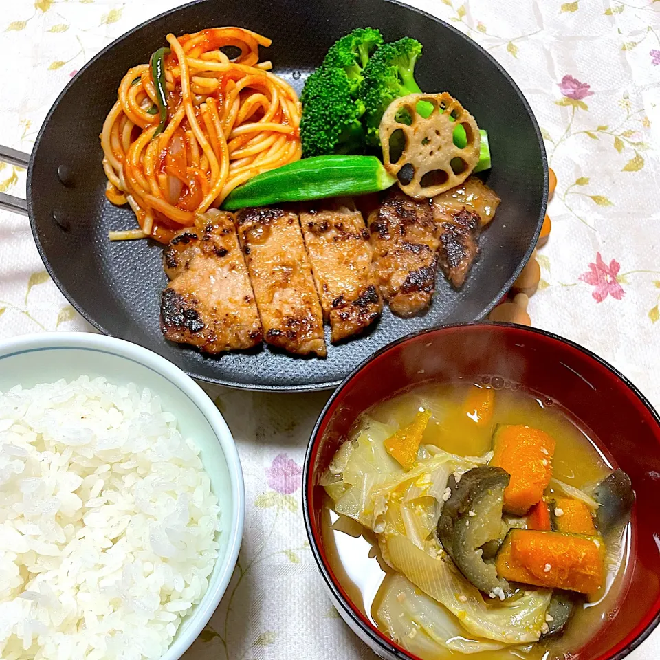 豚肉の味噌漬け焼きで晩御飯|つるひめさん