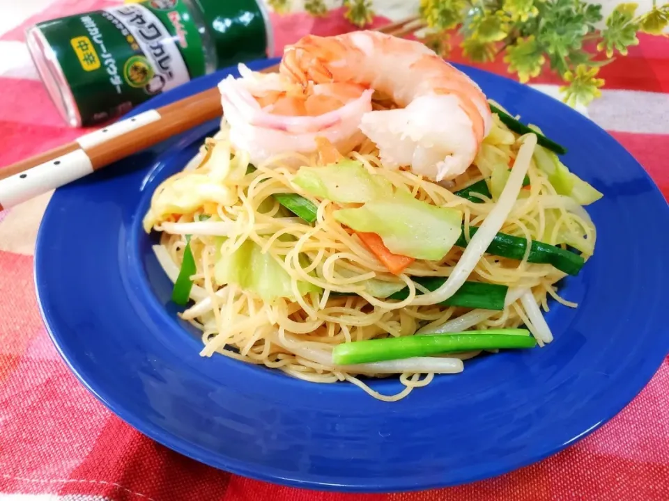 Snapdishの料理写真:野菜たっぷりカレー焼きビーフン🙌🥬👳|taruto⭐️さん