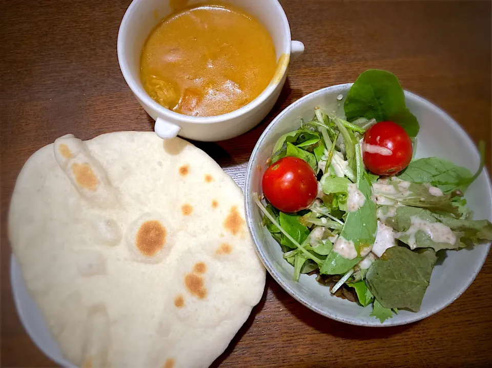 ナンとバターチキンカレー|えりぺいさん